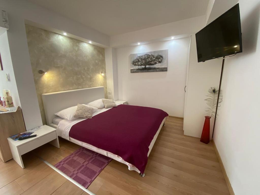 The Garden Rooms & Suites Split Room photo